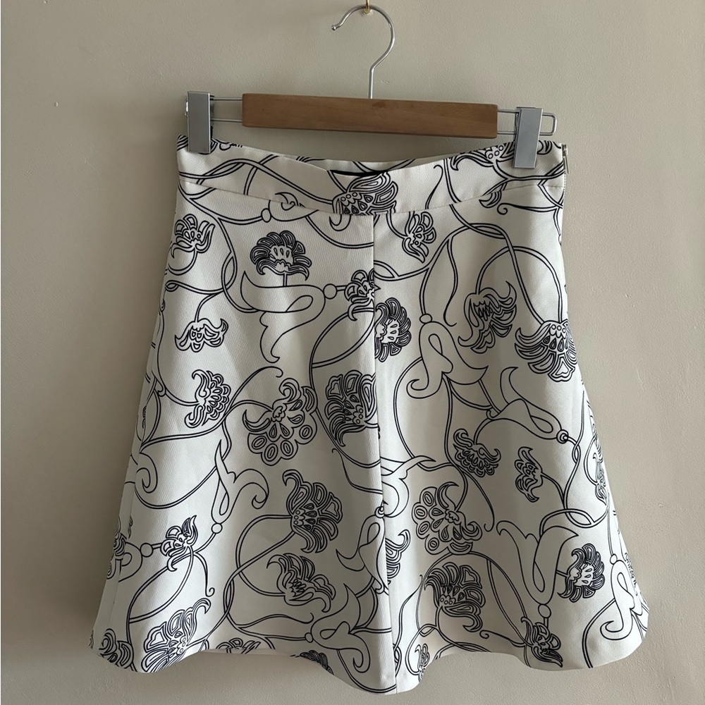 Zara Black and White Mini Skirt
